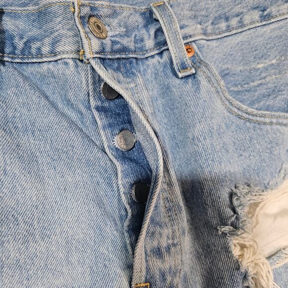 Levi's Cutoff Button Fly Jean Shorts - Picture 4 of 6